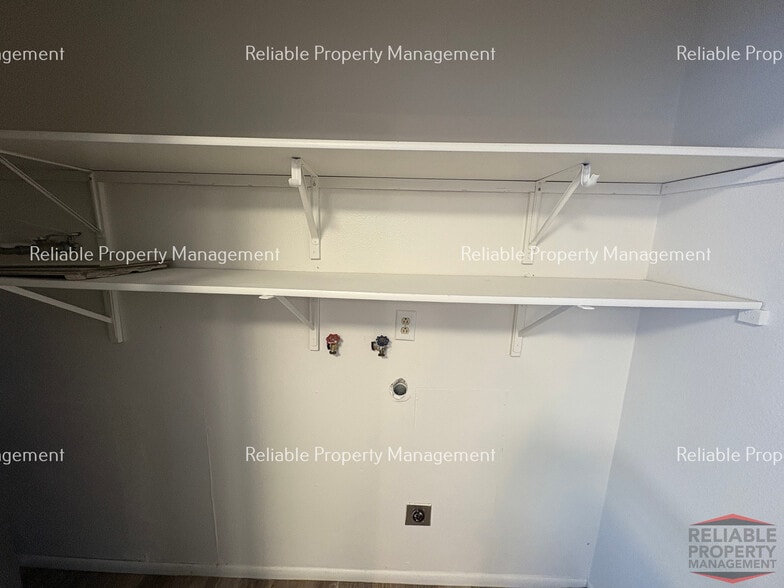 Building Photo - 1296 Blaine Ave