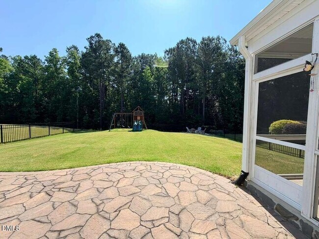 Building Photo - 2525 Elm Grant Dr