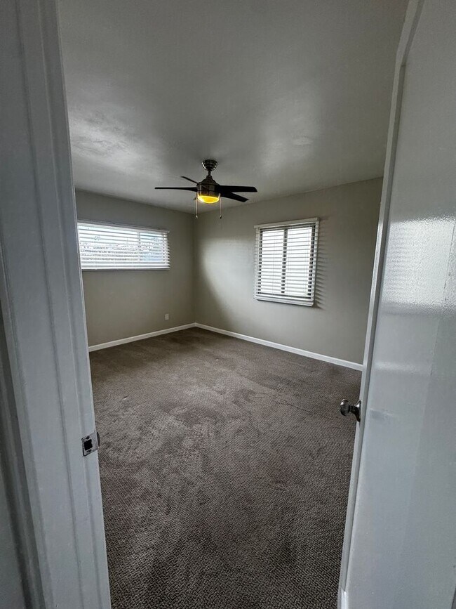 Building Photo - Guy &amp; Crowell