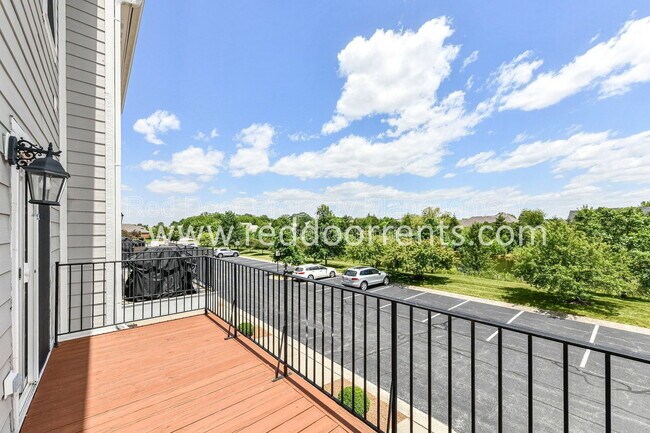 Building Photo - 13340 W Golden Gate Dr