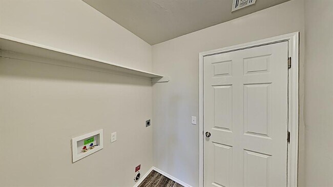 Building Photo - 10505 NW 19th St