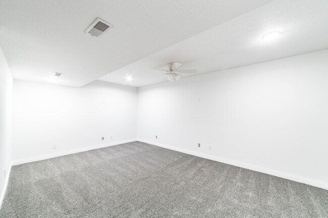 Building Photo - 201 Briarcrest Ct
