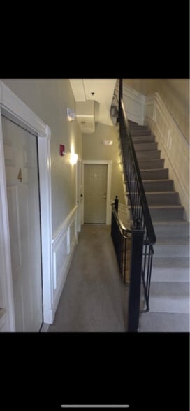 Building Photo - 767 Tremont St