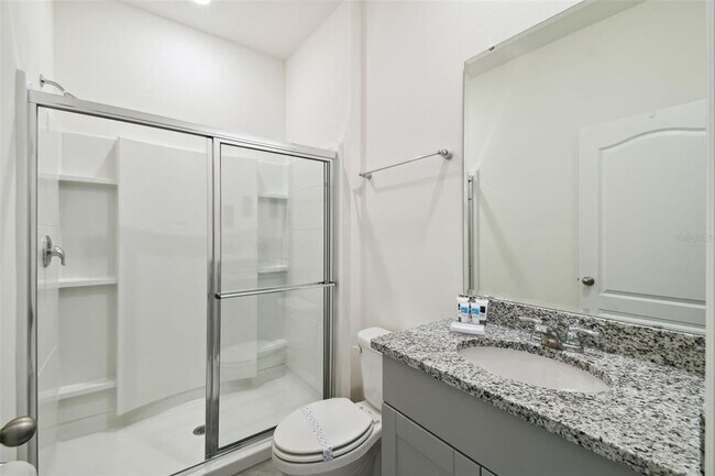 Building Photo - 7704 Oakmoss Loop