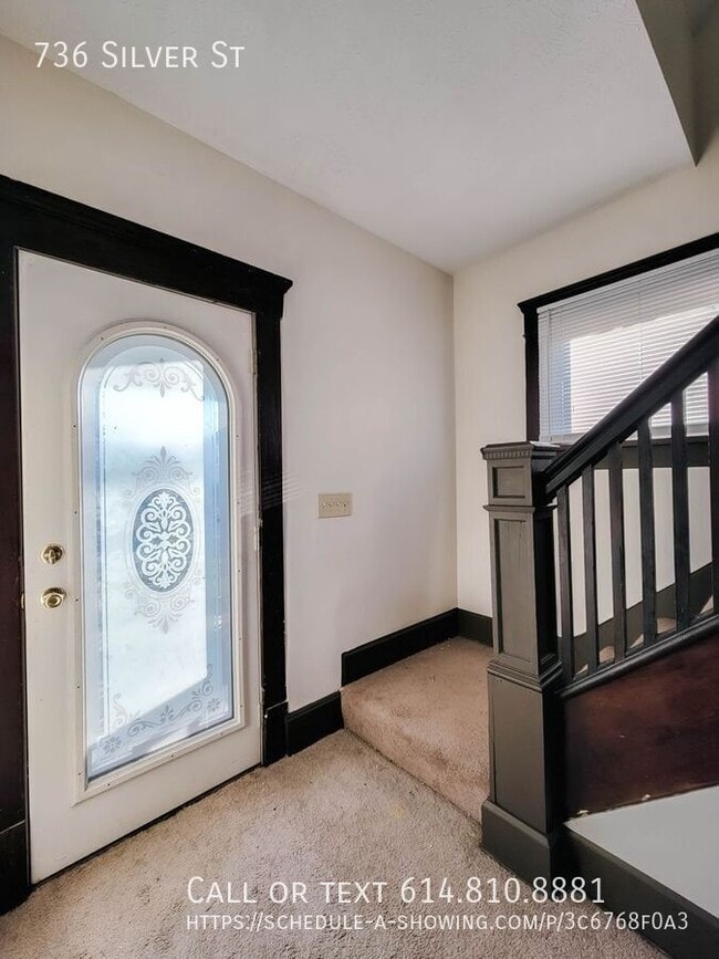 Building Photo - 736 Silver St