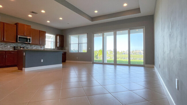 Building Photo - 15995 Whippoorwill Cir