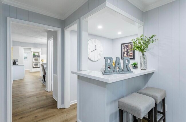 Building Photo - 15614 Pebble Bend Dr