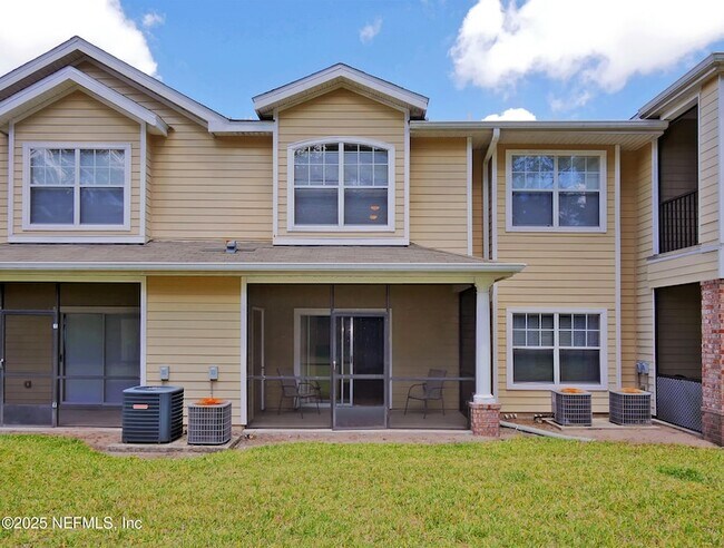 Building Photo - 10200 Belle Rive Blvd