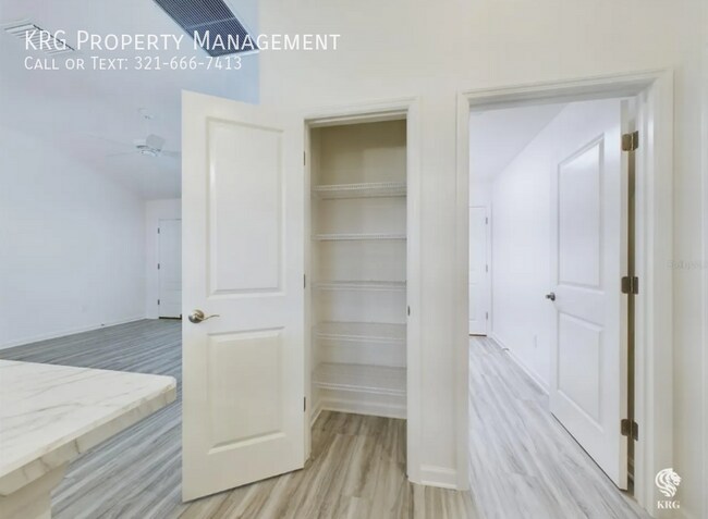 Building Photo - 528 Cherry Creek Wy