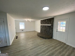 Building Photo - 641 Tom Miller Rd