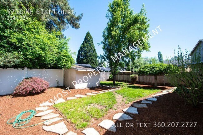 Building Photo - 9716 NE 61st Ct