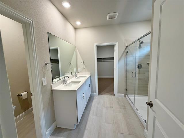 Building Photo - 769 Poppy Ln