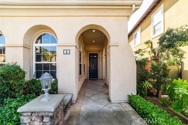 Building Photo - 6 Roseleaf