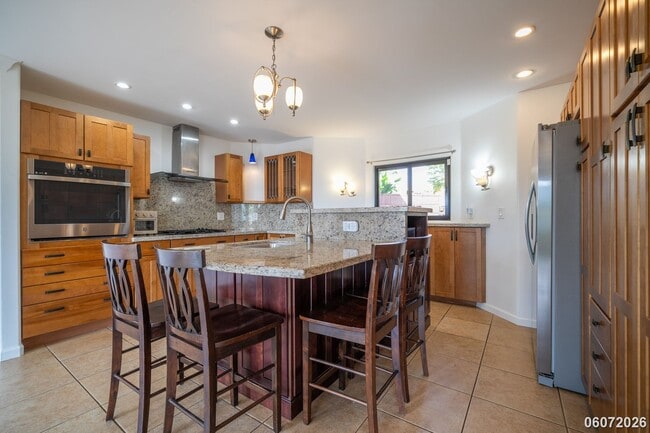 Building Photo - $3650.00 | 2bd/2.5ba Single Family Home in Halawa Heights