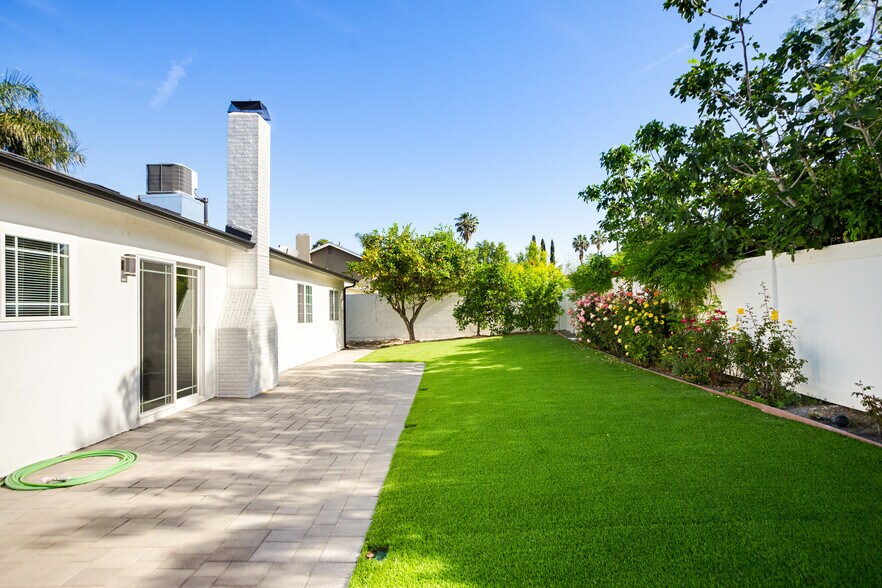 Yard - 8300 Sedan Ave