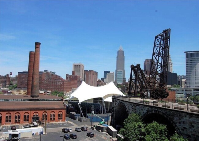 Building Photo - 1237 Washington Ave