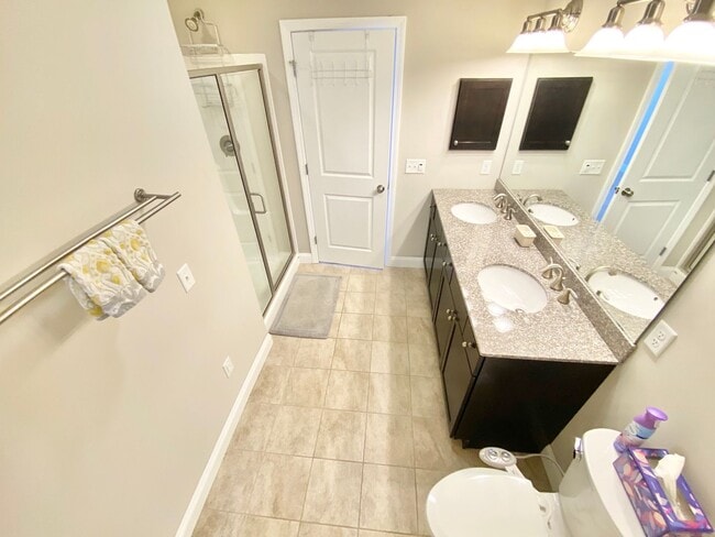 Building Photo - 2 Bedroom Home in Williston VT Available 9...