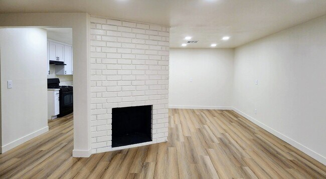 Building Photo - 1417 N Pennsylvania Ave