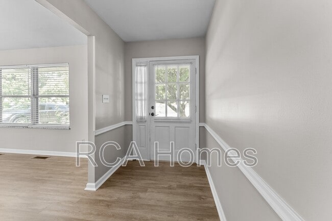 Building Photo - 3164 Bluebell Ln