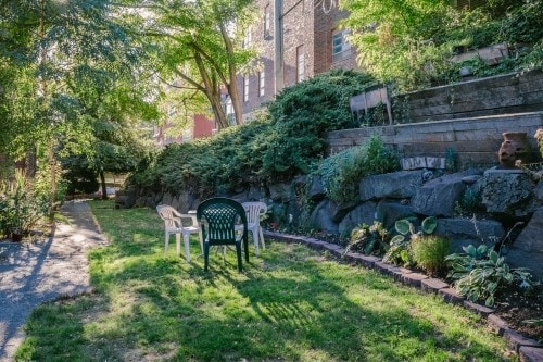 Building Photo - Bridgeview Apartments - 2 bedrooms