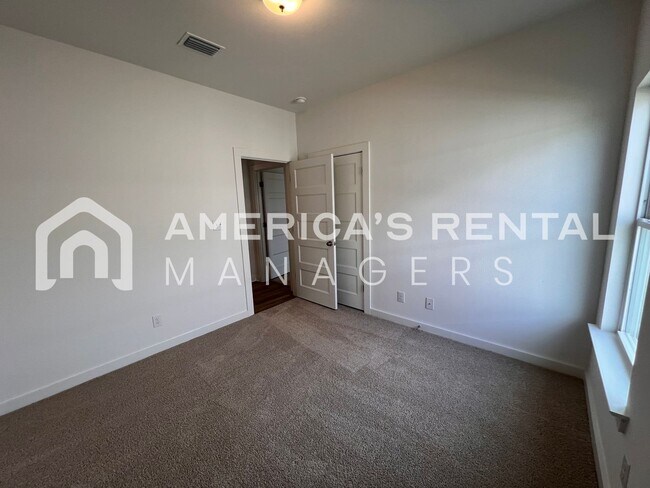 Building Photo - New Construction Home for Rent in Robertsdale, AL!!!