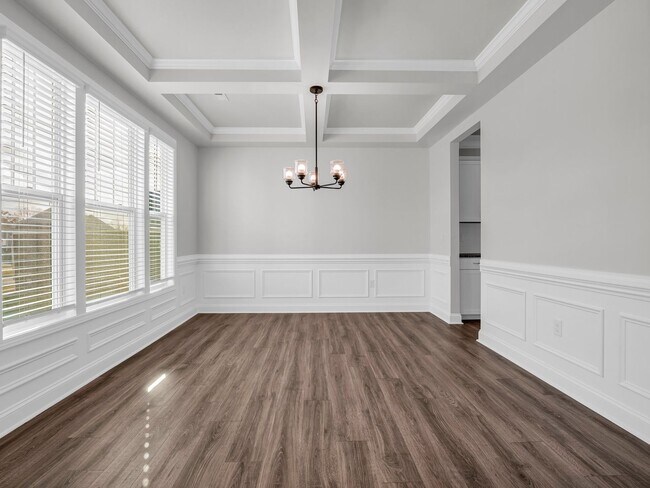 Building Photo - Luxurious New Constuction in Hendersonville