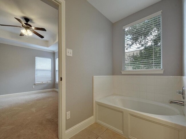 Building Photo - 6016 Wilcott Ct