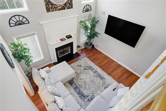 Building Photo - 3592 Kittery Dr SW