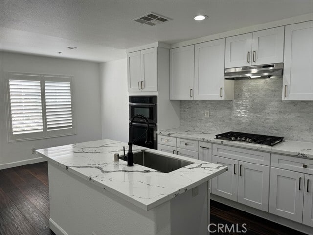 Building Photo - 414 Condor Ave