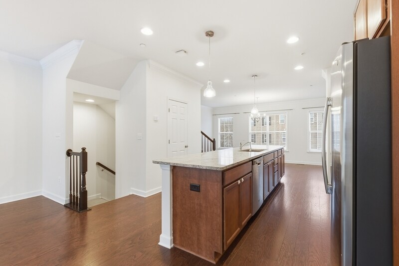 Building Photo - 3042 Mia Ln