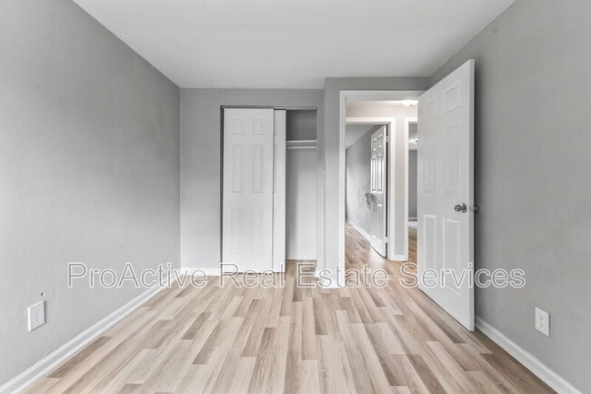 Building Photo - 1216 Bunsen Ct