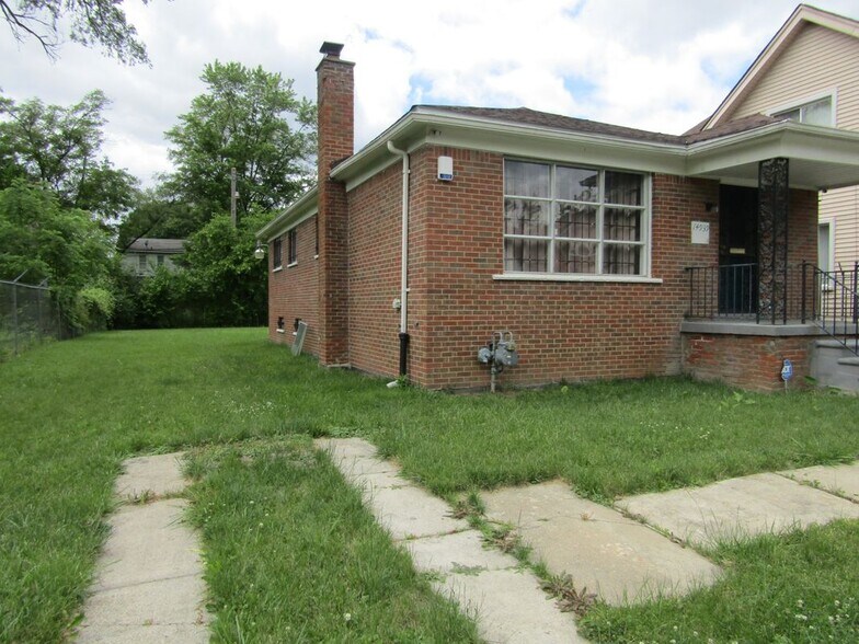 Building Photo - 14939 Cruse St