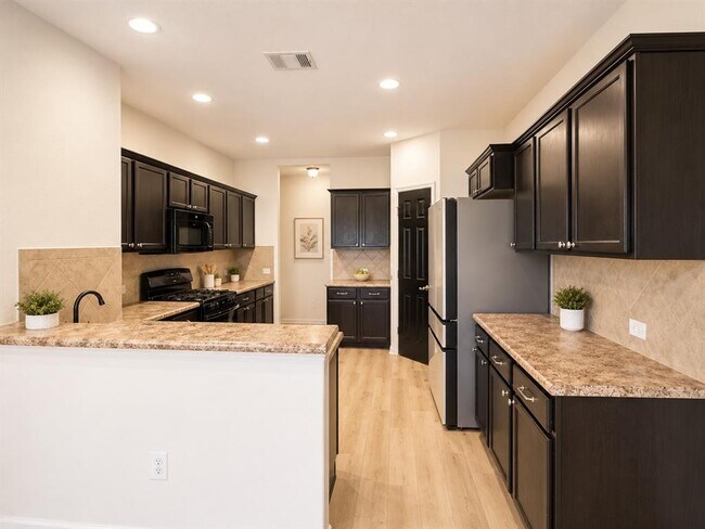 Building Photo - 202 Mossberg Ln