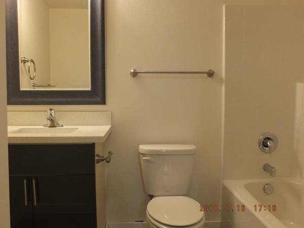 Building Photo - 12544 15th Ave NE