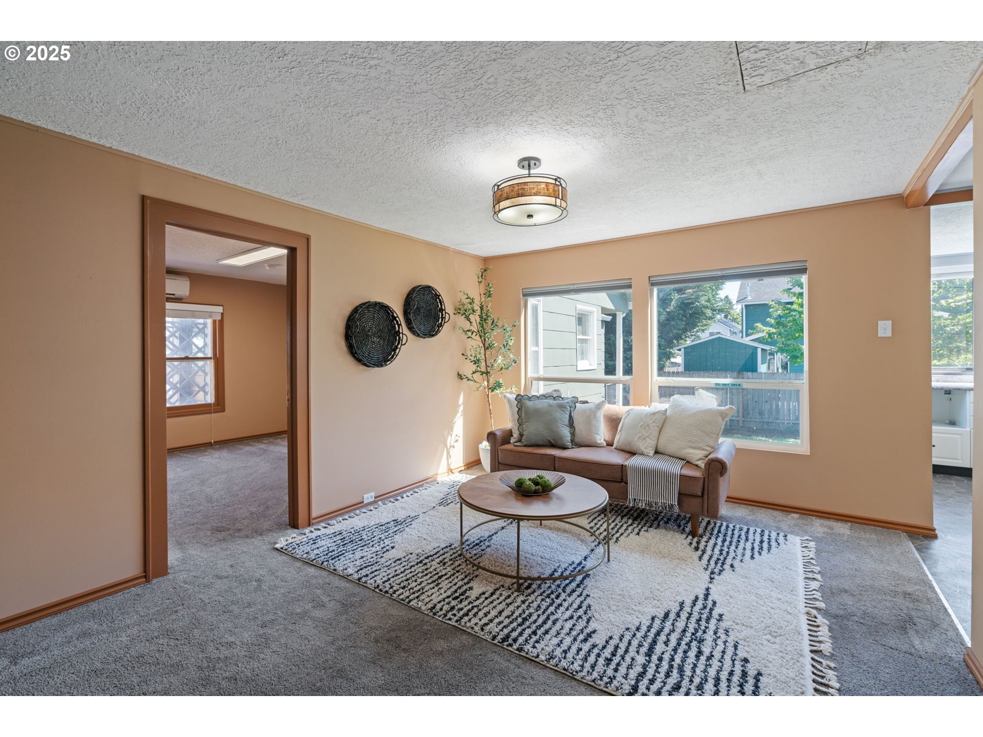 Building Photo - 5324 SE Flavel St
