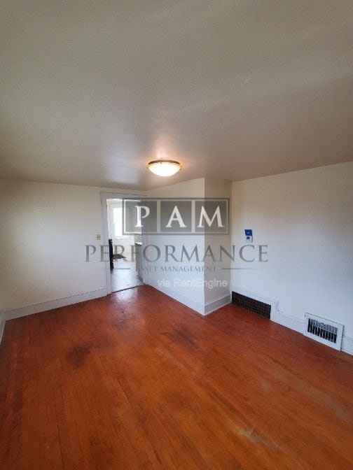 Building Photo - 1114 16th Ave