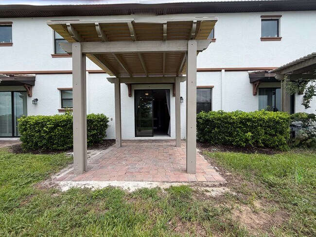Building Photo - 1344 Royal St. George Blvd