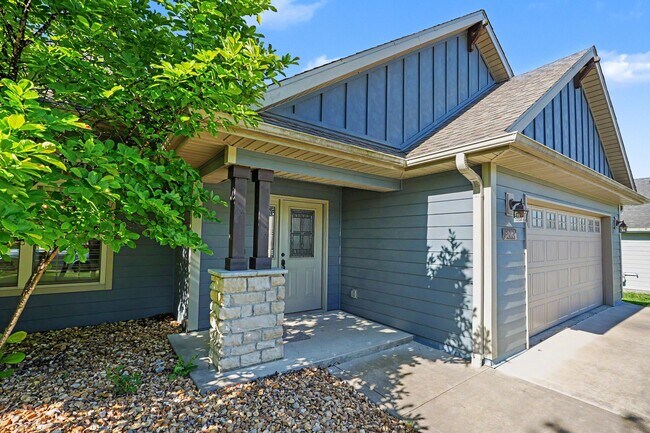 Building Photo - 3106 Wisteria Ln