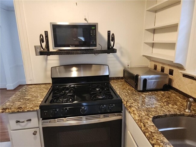 Building Photo - 836 Ponce De Leon Terrace NE