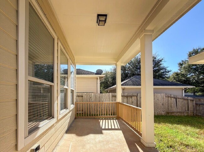 Building Photo - 114 W Montfair Blvd