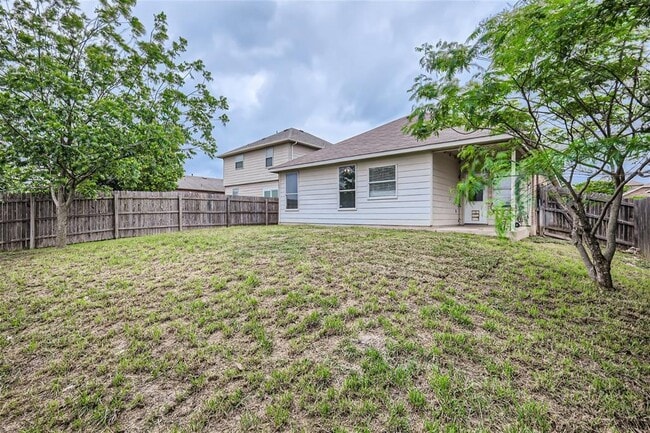 Building Photo - 158 Willow Leaf Ln