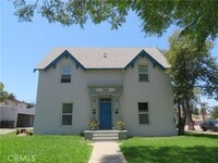 Building Photo - 704 S Howard St