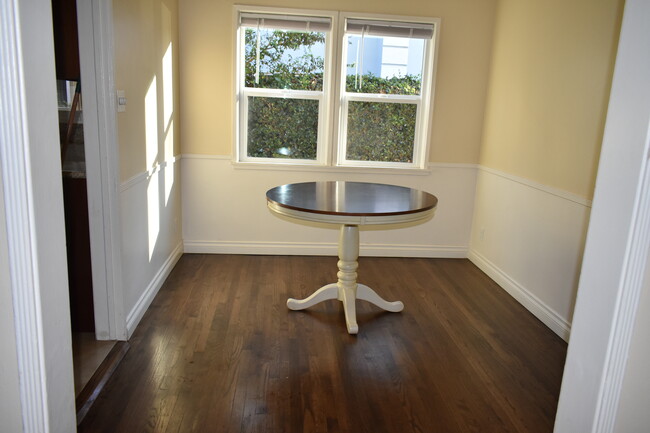 Bright Dining room area - 1438 S Sherbourne Dr