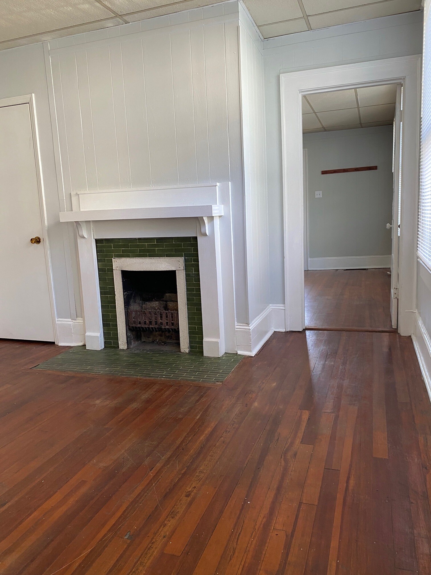 Building Photo - 220 W End Blvd