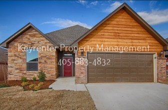 Building Photo - Spacious Deer Creek Home with Bonus Living Area, Fireplace & Entertainer's Backyard