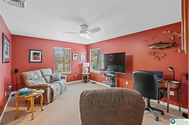 Building Photo - 2084 Johnston Dr