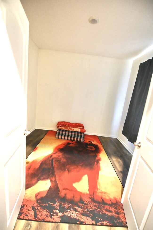 Building Photo - 216 Old Bay Dr