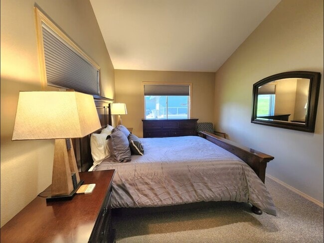 Building Photo - 113 Chelan View Dr
