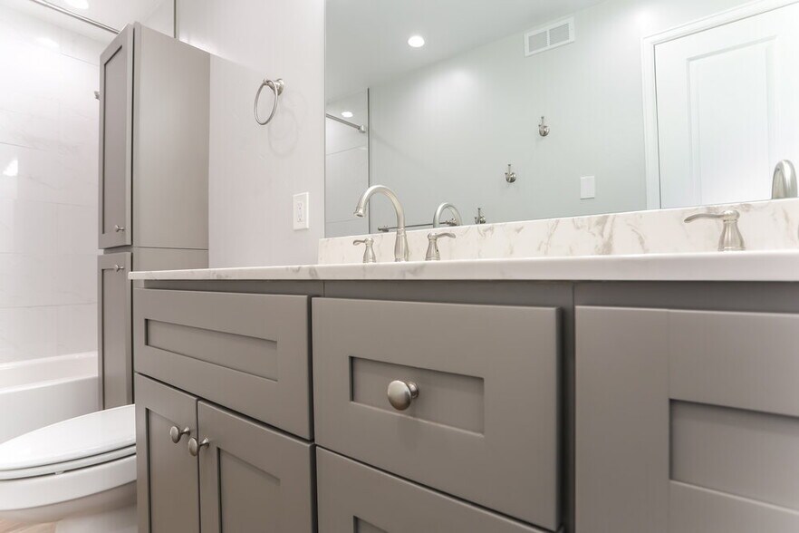 Building Photo - 16296 Beauty Bush Pl