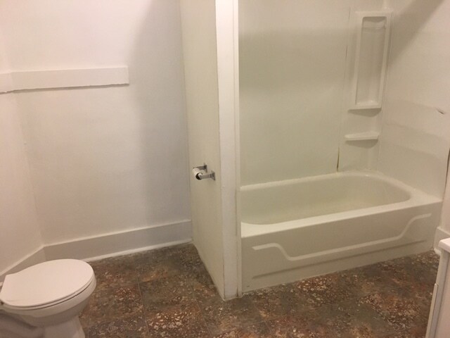 Building Photo - 201 W Bradley Ave